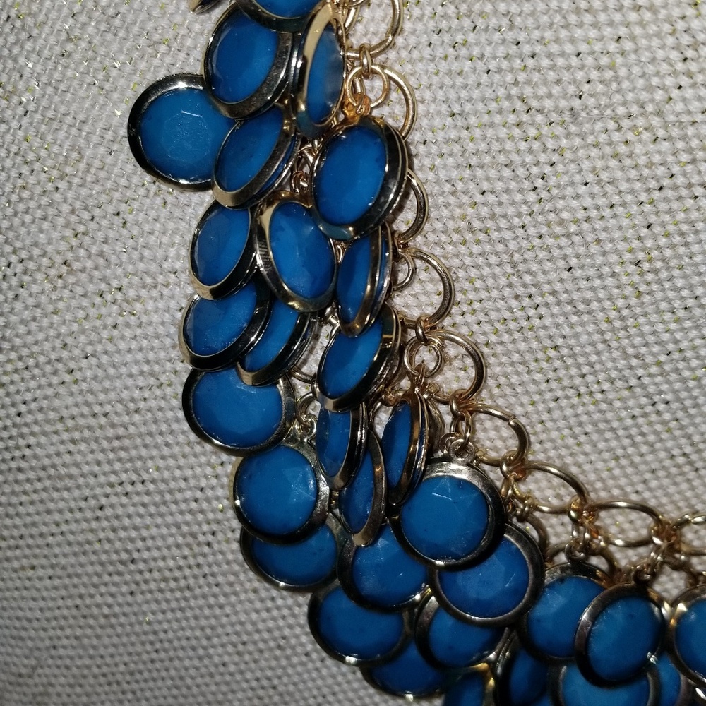 Necklace - Picture 2 of 3